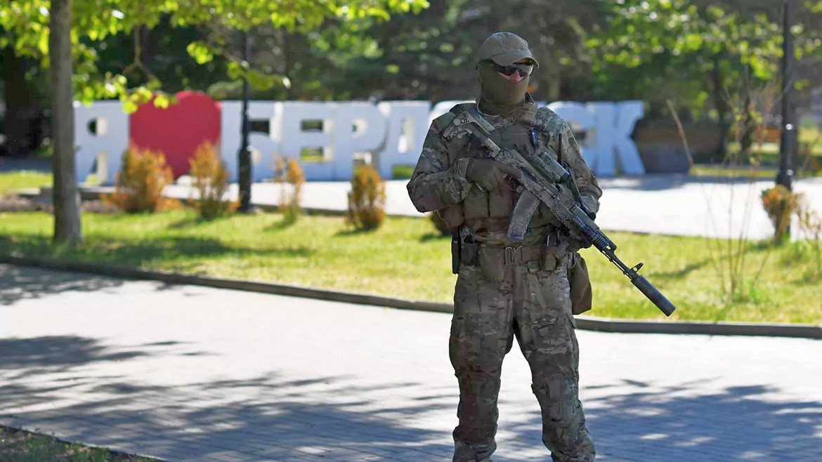 Натисни щоб дізнатись більше про: Полгода оккупации Бердянска. Хроника основных событий