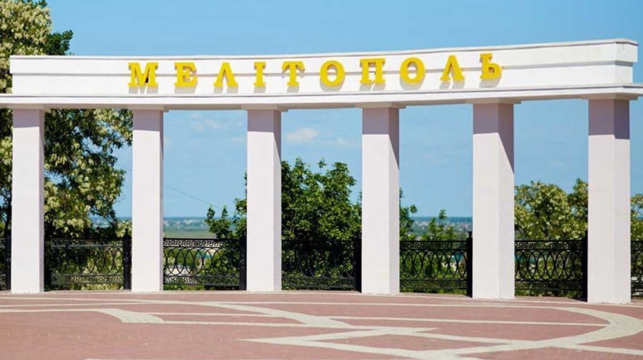 окупанти затримали двох жительок Мелітополя за «дискредитацію» військ рф