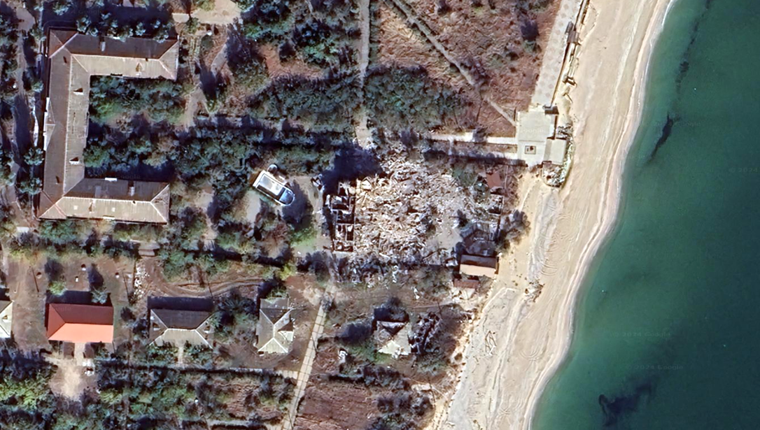 Дюна після ракетного удару