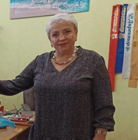 ізотова олена директор бердянськ колаборант