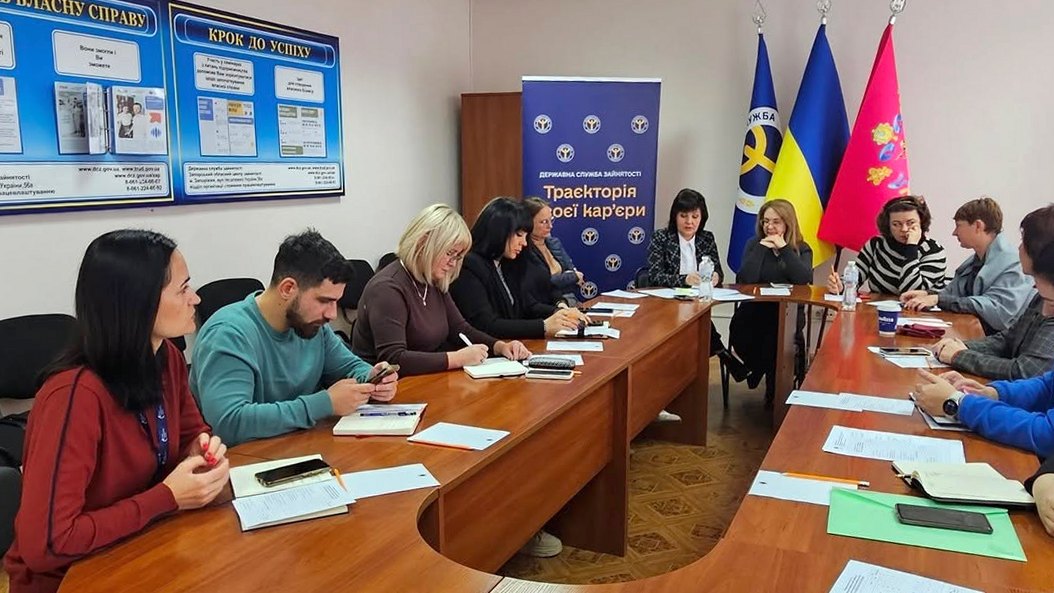 Натисни щоб дізнатись більше про: Оновлено склад Ради з питань ВПО при Запорізькій обласній державній адміністрації