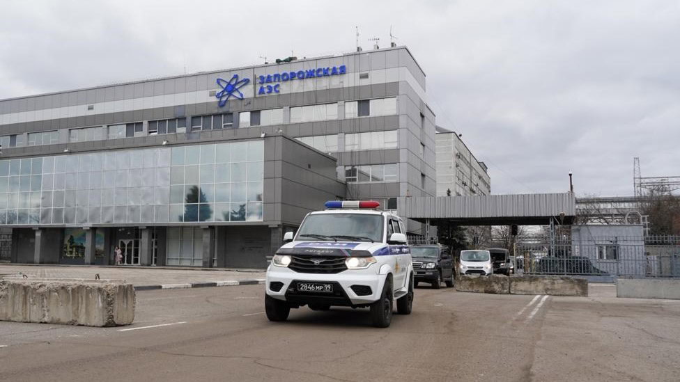 Натисни щоб дізнатись більше про: Відбулася чергова ротація спостерігачів МАГАТЕ на окупованій Запорізькій АЕС, а Россі, ти часом, спілкується з росіянами на симпозіумі у Відні