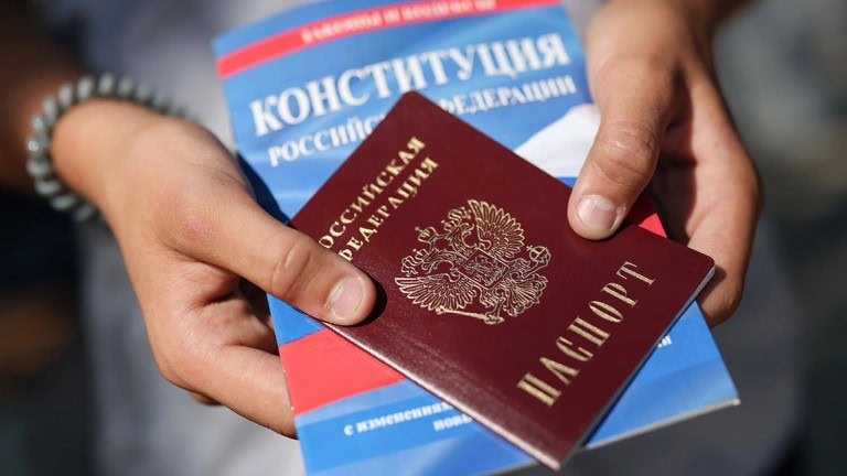 Зміна віку присяги при отриманні паспорту громадянина рф
